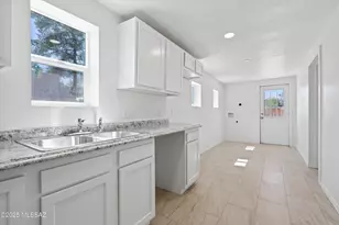 419 E Yavapai Rd, Tucson, AZ 85705 - Photo 5