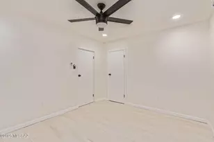 231 W 26th St, Tucson, AZ 85713 - Photo 19