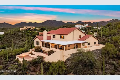 4750 W Crestview Circle W, Tucson, AZ 85745 - Photo 9