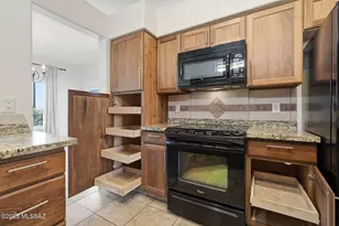 1604 W Vuelta Salvatierra, Green Valley, AZ 85622 - Photo 17