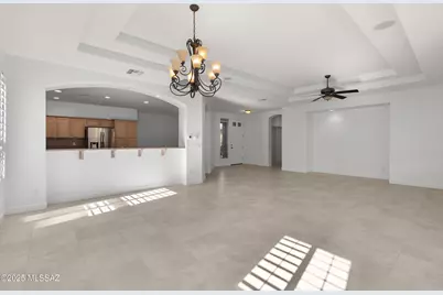 700 N Pebbles Ridge Drive, Green Valley, AZ 85614 - Photo 15