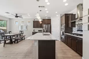 11994 N Renoir Way, Marana, AZ 85742 - Photo 13