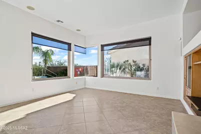 5122 N Fairway Heights Drive, Tucson, AZ 85749 - Photo 7