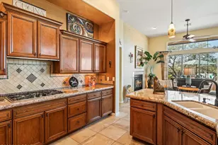 1537 N Bank Swallow Rd, Green Valley, AZ 85614 - Photo 11