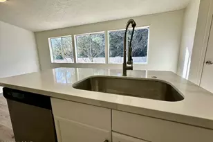 4084 E White Water Dr, Tucson, AZ 85706 - Photo 9