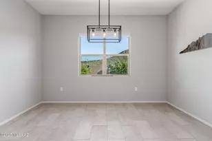 10298 N Desert Tea Dr, Marana, AZ 85653 - Photo 9