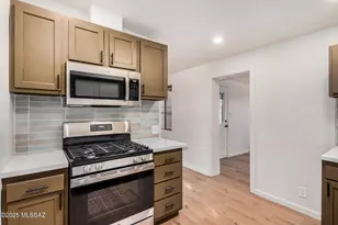 2412 E Warwick Vista, Tucson, AZ 85713 - Photo 1