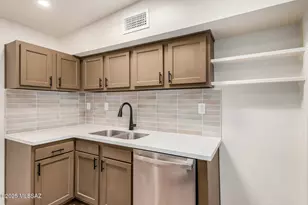 2412 E Warwick Vista, Tucson, AZ 85713 - Photo 3