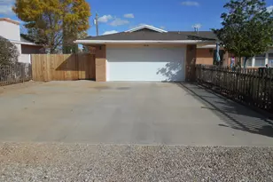 306 N Sage St, Pearce, AZ 85625 - Photo 5