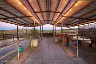 401 N Bully Hill Ct, Oracle, AZ 85623 - Photo 11