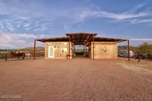 401 N Bully Hill Ct, Oracle, AZ 85623 - Photo 9