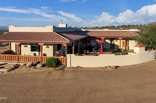 401 N Bully Hill Ct, Oracle, AZ 85623 - Photo 1