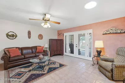 1985 S San Vincent Drive, Green Valley, AZ 85614 - Photo 5