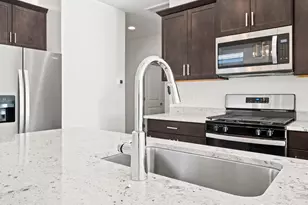 9787 N Summerstone Ave, Tucson, AZ 85743 - Photo 17