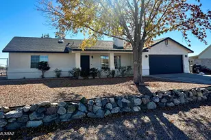 1402 Bobcat Ln, Willcox, AZ 85643 - Photo 3