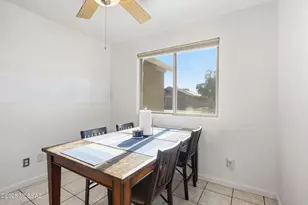 8807 E Mountain Spring Dr, Tucson, AZ 85747 - Photo 11