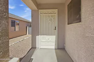 8807 E Mountain Spring Dr, Tucson, AZ 85747 - Photo 7