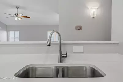 8244 S Lost Mountain Road, Tucson, AZ 85747 - Photo 11