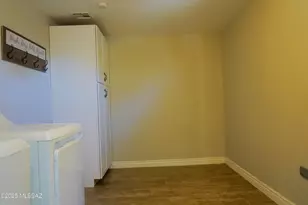 7465 E 20th St, Tucson, AZ 85710 - Photo 31