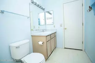 4611 S Foxdale Dr, Tucson, AZ 85730 - Photo 11