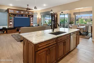 62896 E Thunder Rock Dr, Tucson, AZ 85739 - Photo 9