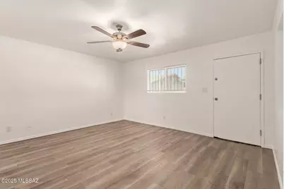 137 S Grande Avenue, Tucson, AZ 85745 - Photo 5