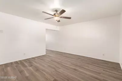 137 S Grande Avenue, Tucson, AZ 85745 - Photo 7