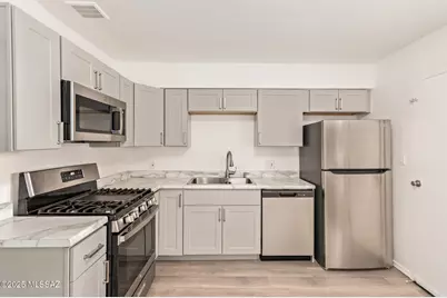 137 S Grande Avenue, Tucson, AZ 85745 - Photo 11