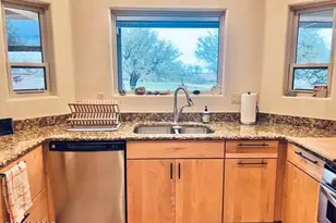 2012 W Via Nuevo Leon, Green Valley, AZ 85622 - Photo 7