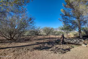 8777 E Ellsworth Ln, Hereford, AZ 85615 - Photo 35