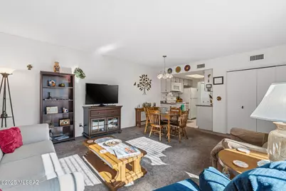 230 N Camino Del Vate, Green Valley, AZ 85614 - Photo 13