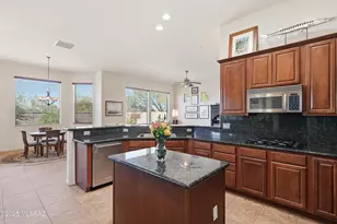 12687 N Red Eagle Dr, Oro Valley, AZ 85755 - Photo 5