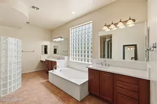 12687 N Red Eagle Dr, Oro Valley, AZ 85755 - Photo 29