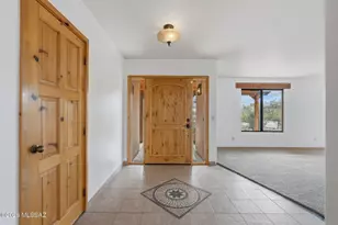 11201 E Hash Knife Cir, Tucson, AZ 85749 - Photo 5