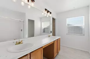 8667 N Golden Moon Way, Tucson, AZ 85743 - Photo 15