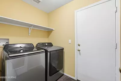8667 N Golden Moon Way, Tucson, AZ 85743 - Photo 21