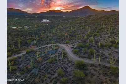6880 W El Camino Del Cerro, Tucson, AZ 85745 - Photo 11