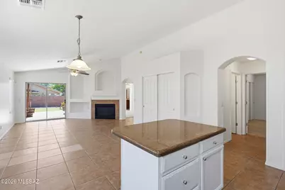 10827 S Lake Gambusi Drive, Vail, AZ 85641 - Photo 15