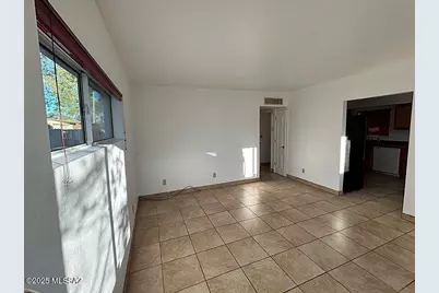 2742 N Fair Oaks Avenue, Tucson, AZ 85712 - Photo 11