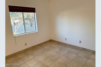 2742 N Fair Oaks Avenue, Tucson, AZ 85712 - Photo 13