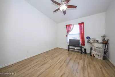 9301 W Bruce Street, Tucson, AZ 85735 - Photo 19