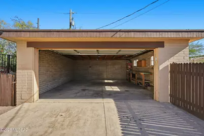 105 S Irving Avenue, Tucson, AZ 85711 - Photo 3