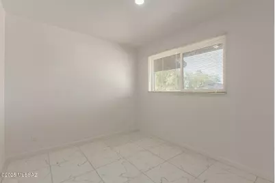 2550 N Van Buren Avenue, Tucson, AZ 85712 - Photo 29