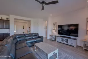 10843 N Cactus Point Dr, Tucson, AZ 85742 - Photo 15