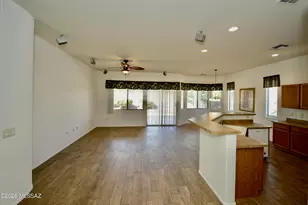 938 W Ashworth Rd, Green Valley, AZ 85614 - Photo 17