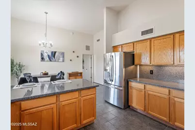 112 S Happy Valley Saddle Drive, Tucson, AZ 85748 - Photo 13