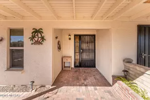 730 W Camino Iturbide, Green Valley, AZ 85622 - Photo 5