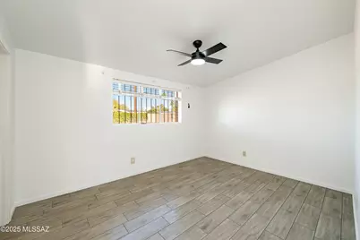 6909 E Oberlin Drive, Tucson, AZ 85710 - Photo 15