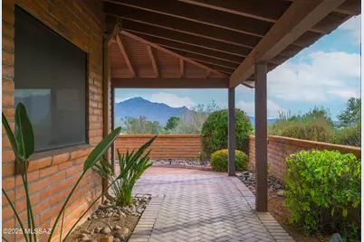 937 W Desert Hills Drive, Green Valley, AZ 85622 - Photo 31