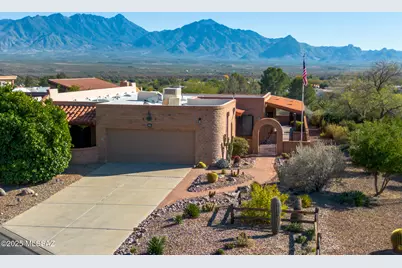 937 W Desert Hills Drive, Green Valley, AZ 85622 - Photo 1